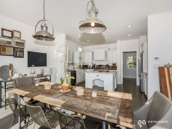 Hamptons Home 1020466