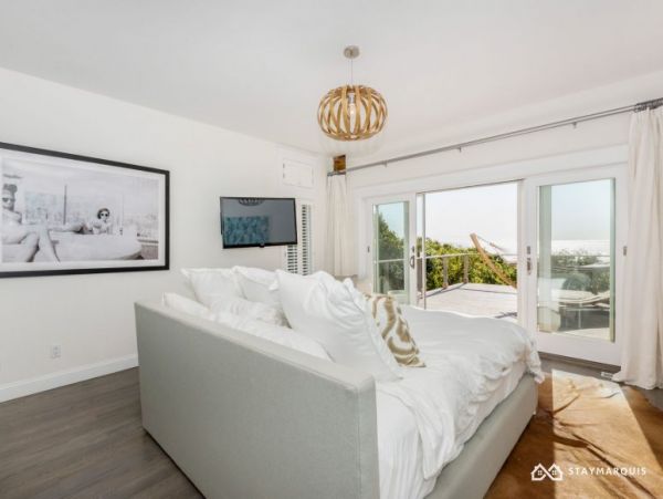 Hamptons Home 1020466