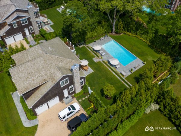 Hamptons Home 1020467