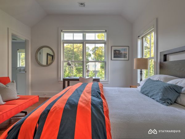 Hamptons Home 1020467