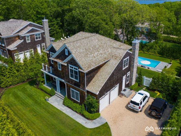 Hamptons Home 1020467