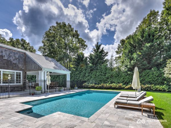 Hamptons Home 1020468