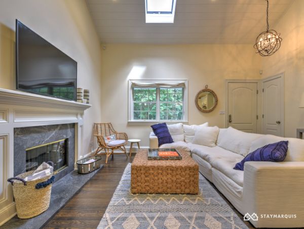 Hamptons Home 1020468