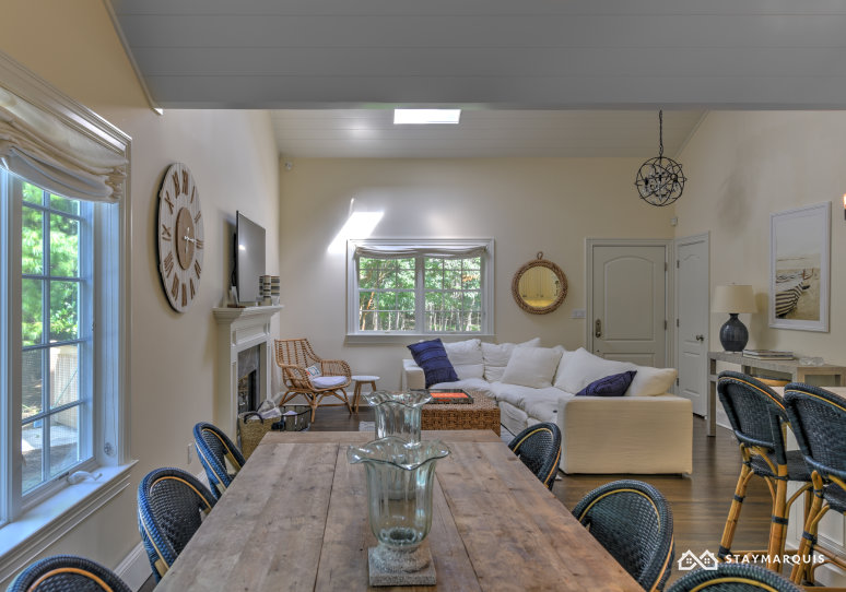 Hamptons Home 1020468