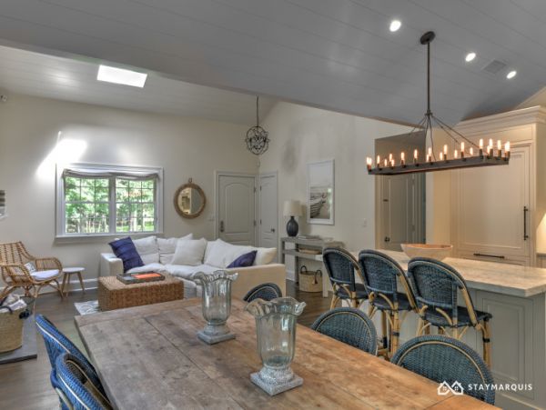 Hamptons Home 1020468