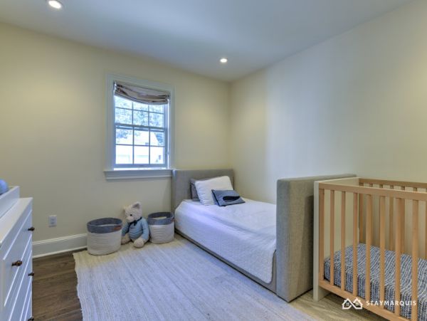 Hamptons Home 1020468