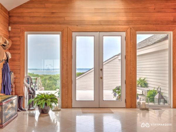 Hamptons Home 1020471