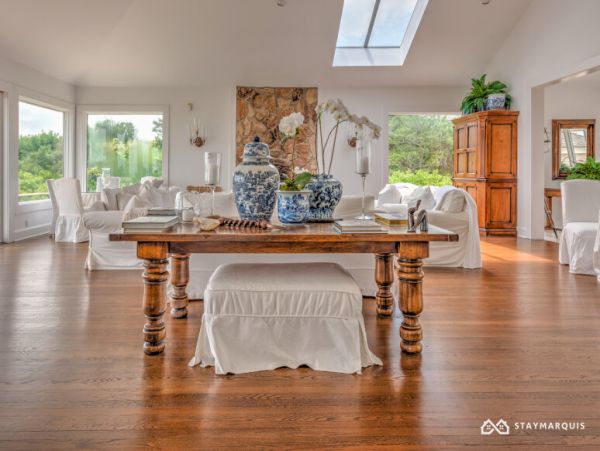 Hamptons Home 1020471