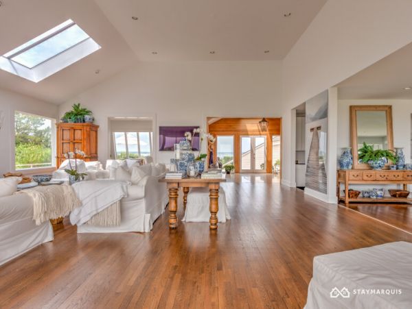 Hamptons Home 1020471