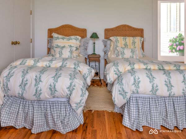 Hamptons Home 1020471