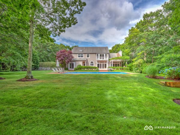 Hamptons Home 1020473
