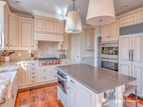 Hamptons Home 1020473