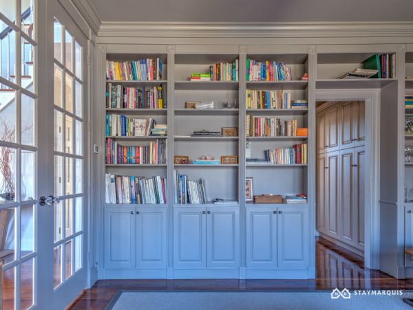 Hamptons Home 1020473