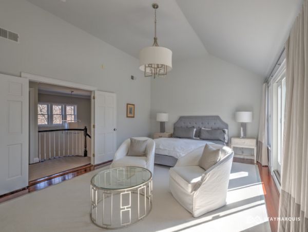 Hamptons Home 1020473
