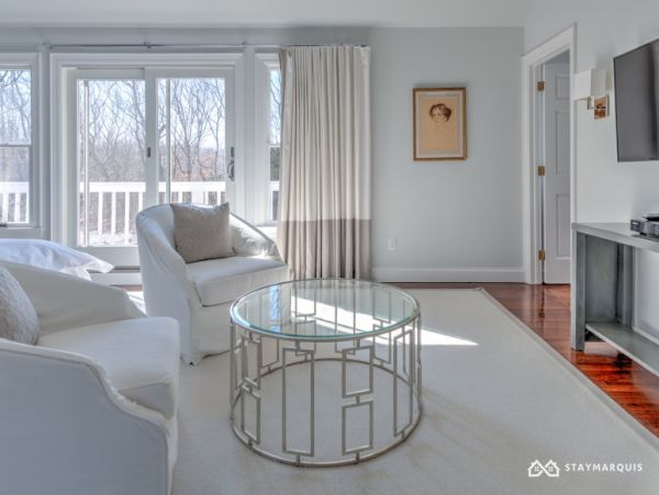 Hamptons Home 1020473