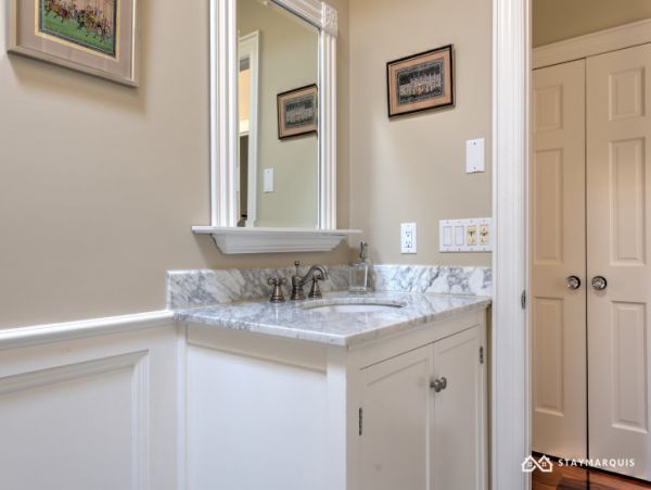 Hamptons Home 1020473
