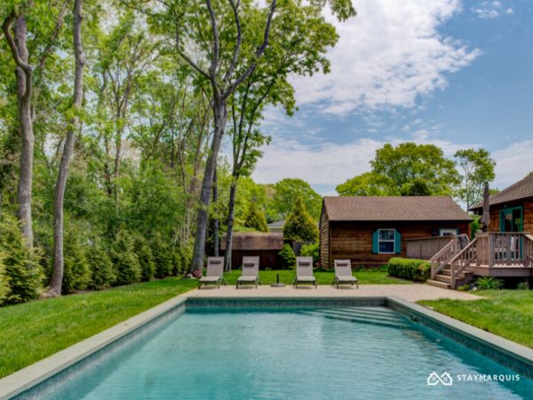 Hamptons Home 1020474