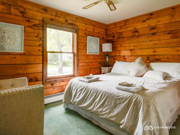 Hamptons Home 1020474