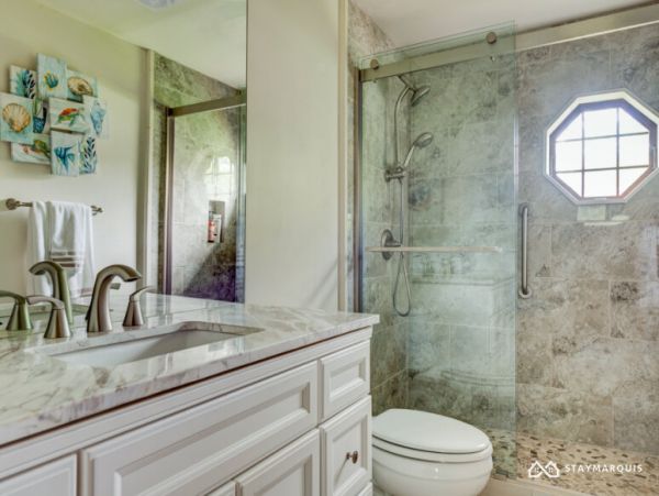 Hamptons Home 1020474