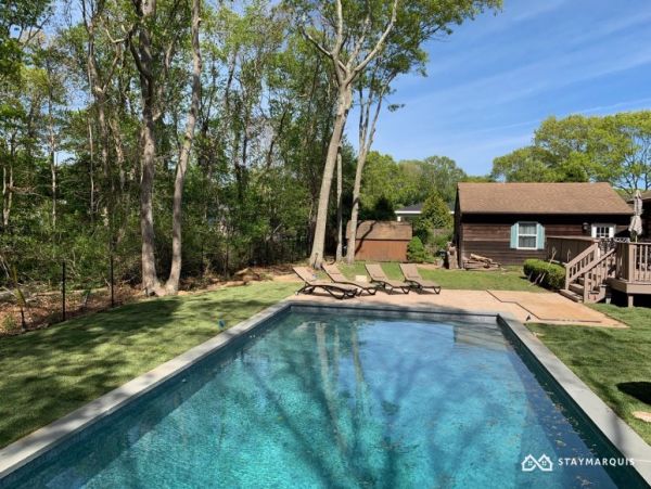 Hamptons Home 1020474