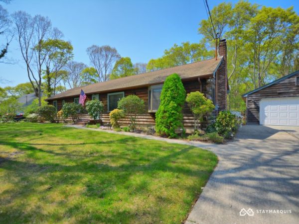 Hamptons Home 1020474