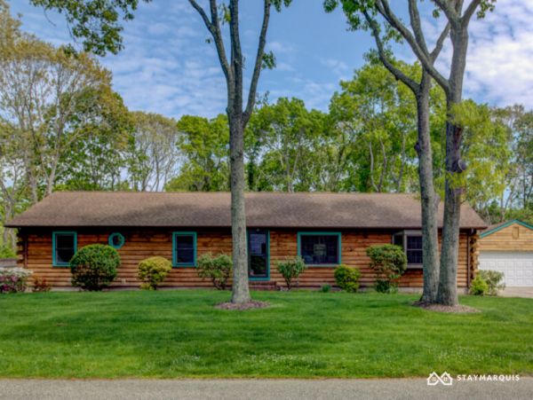 Hamptons Home 1020474