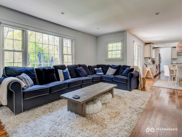 Hamptons Home 1020476