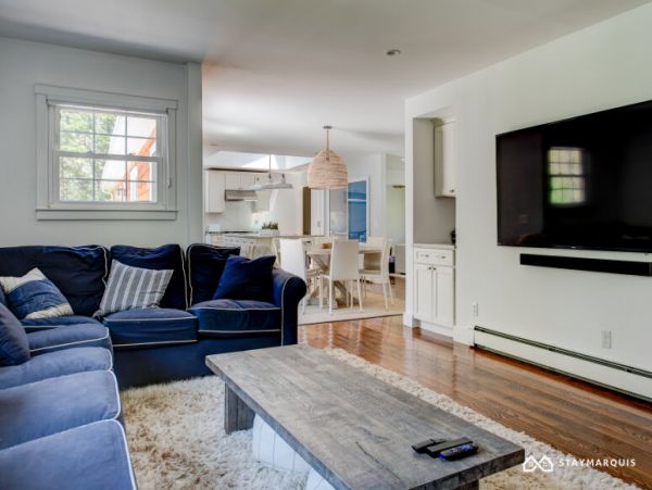 Hamptons Home 1020476