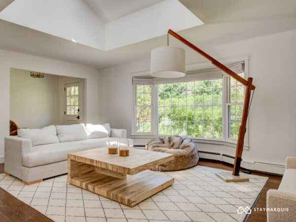 Hamptons Home 1020476
