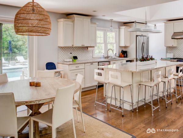 Hamptons Home 1020476