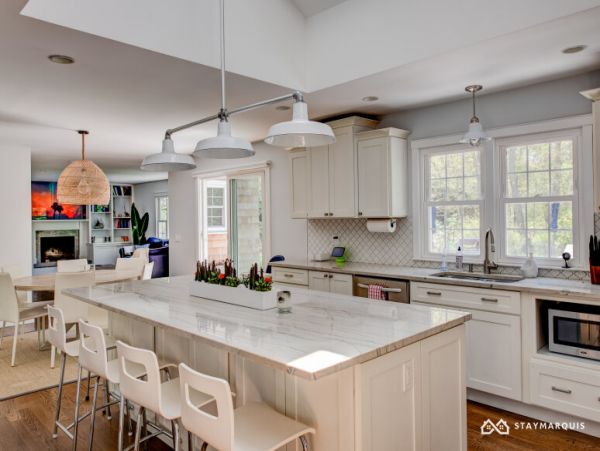 Hamptons Home 1020476