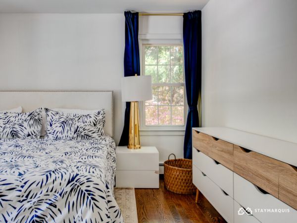 Hamptons Home 1020476