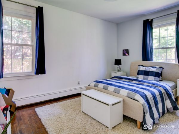 Hamptons Home 1020476