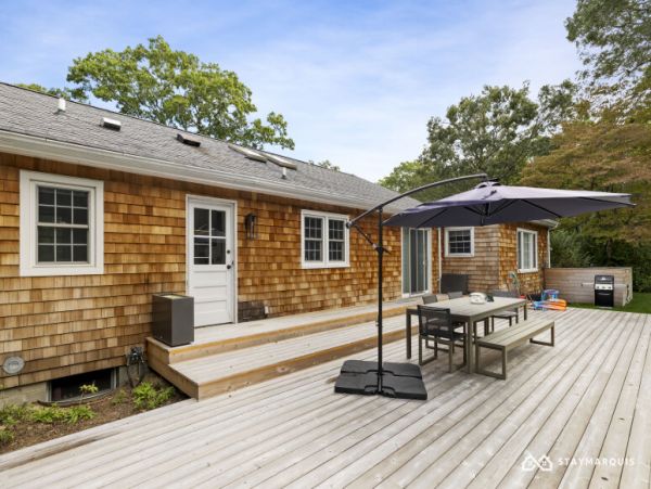 Hamptons Home 1020476