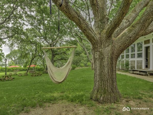 Hamptons Home 1020478