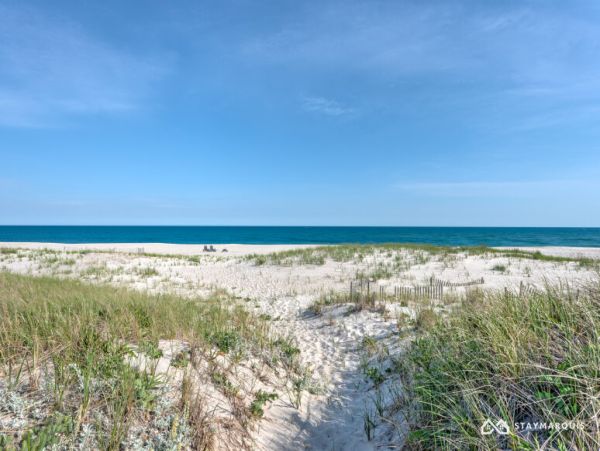 Hamptons Home 1020480