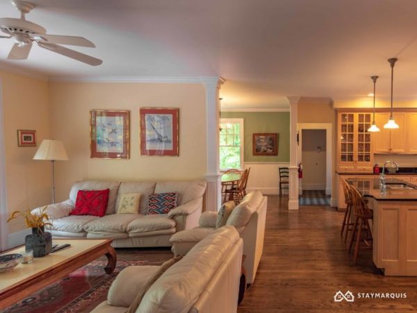 Hamptons Home 1020482
