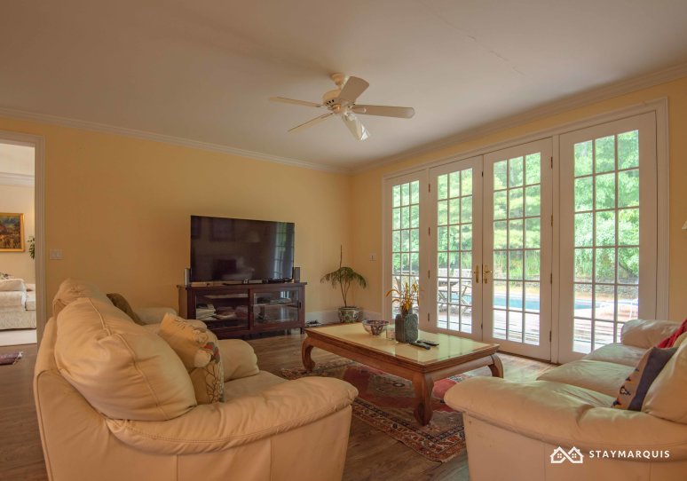 Hamptons Home 1020482