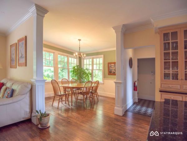 Hamptons Home 1020482