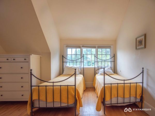 Hamptons Home 1020482