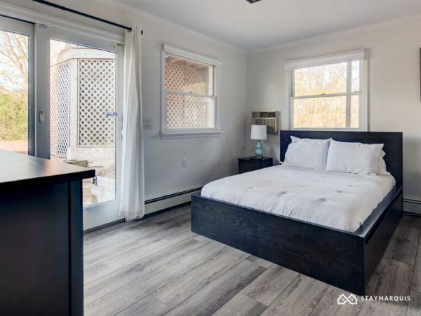 Hamptons Home 1020483