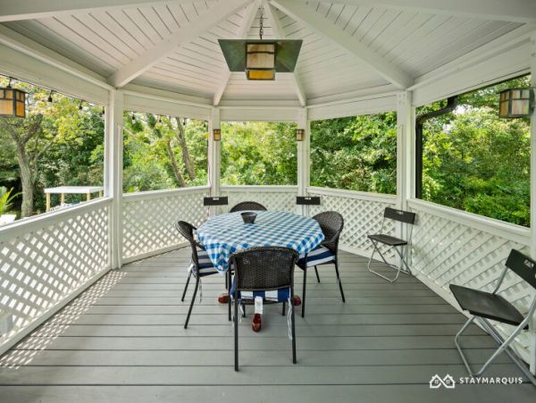 Hamptons Home 1020483