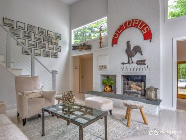 Hamptons Home 1020485