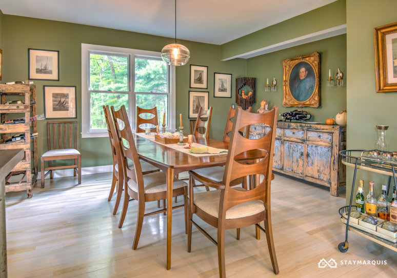 Hamptons Home 1020485