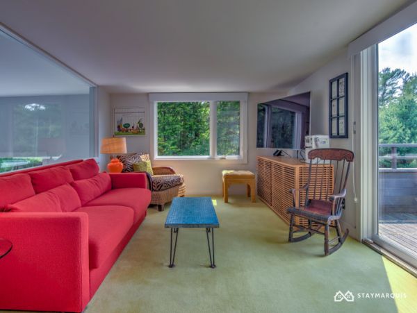 Hamptons Home 1020485