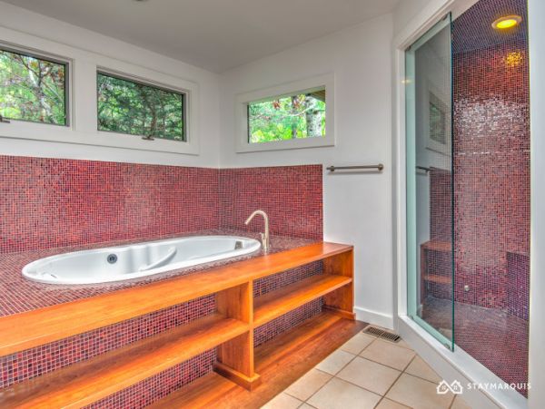 Hamptons Home 1020485