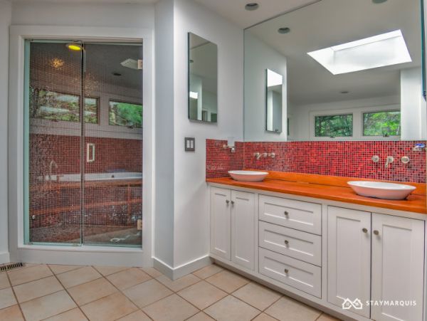 Hamptons Home 1020485