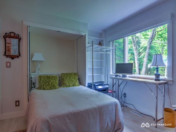 Hamptons Home 1020485