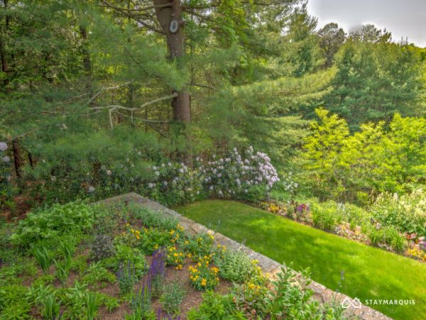 Hamptons Home 1020485