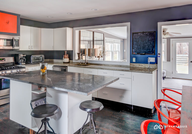 Hamptons Home 1020486